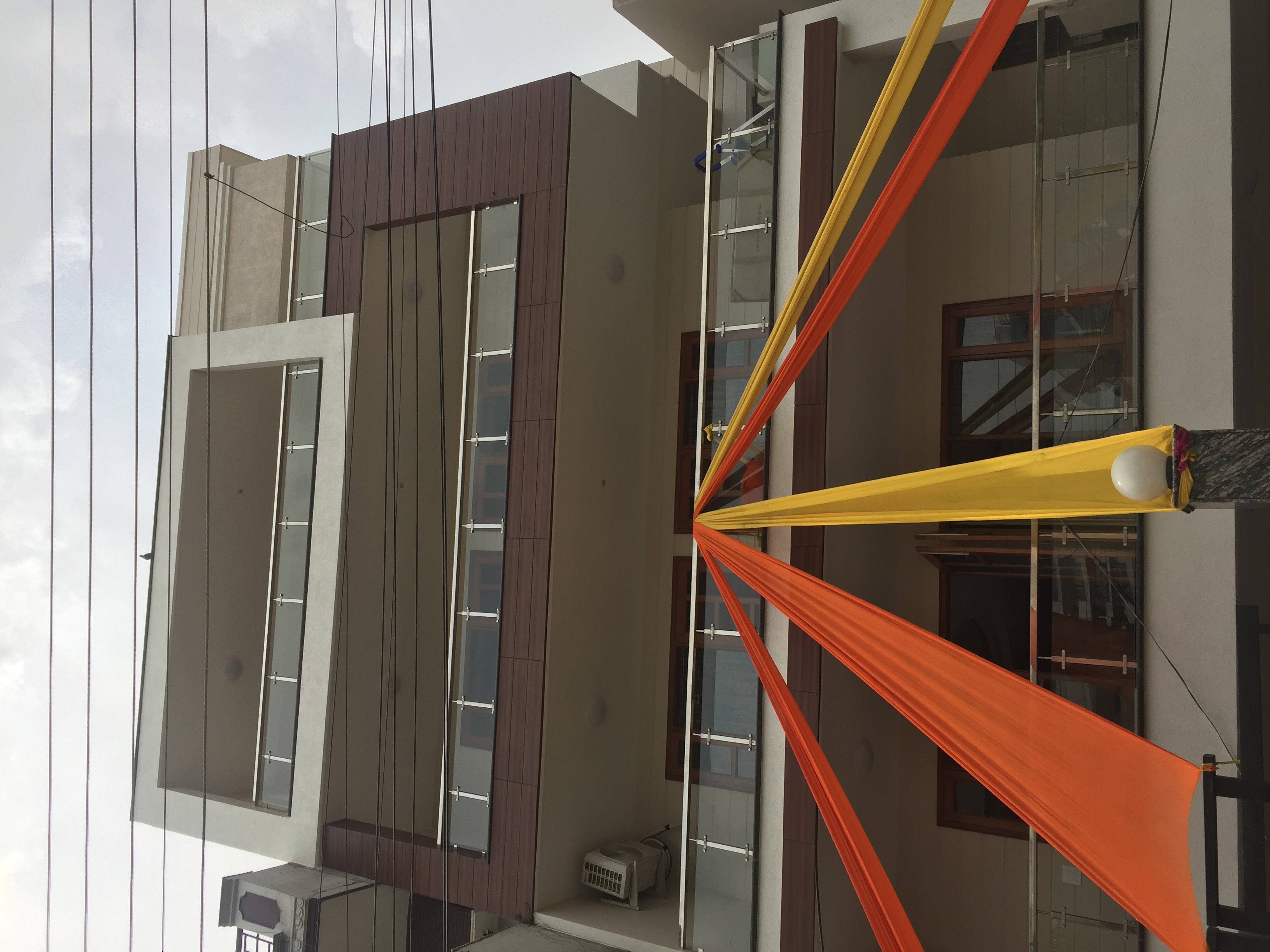 Facade-HPL